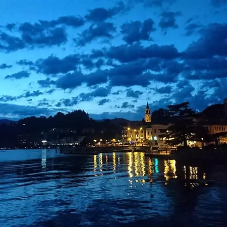 Piccola Perla Sul Maggiore 公寓 *