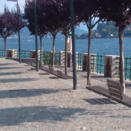 Piccola Perla Sul Maggiore * 阿罗纳