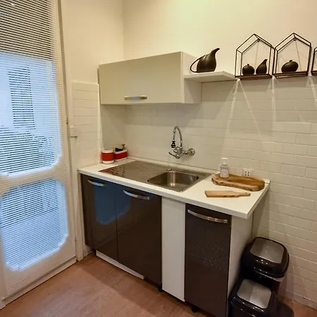 公寓 Piccola Perla Sul Maggiore 阿罗纳