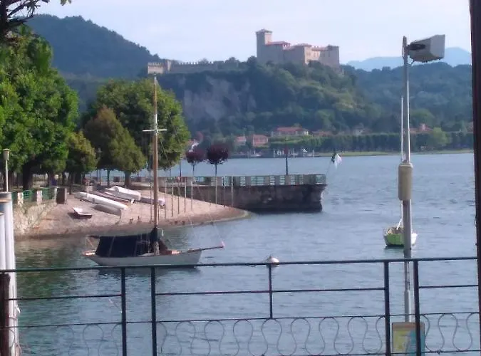 Piccola Perla Sul Maggiore Daire *